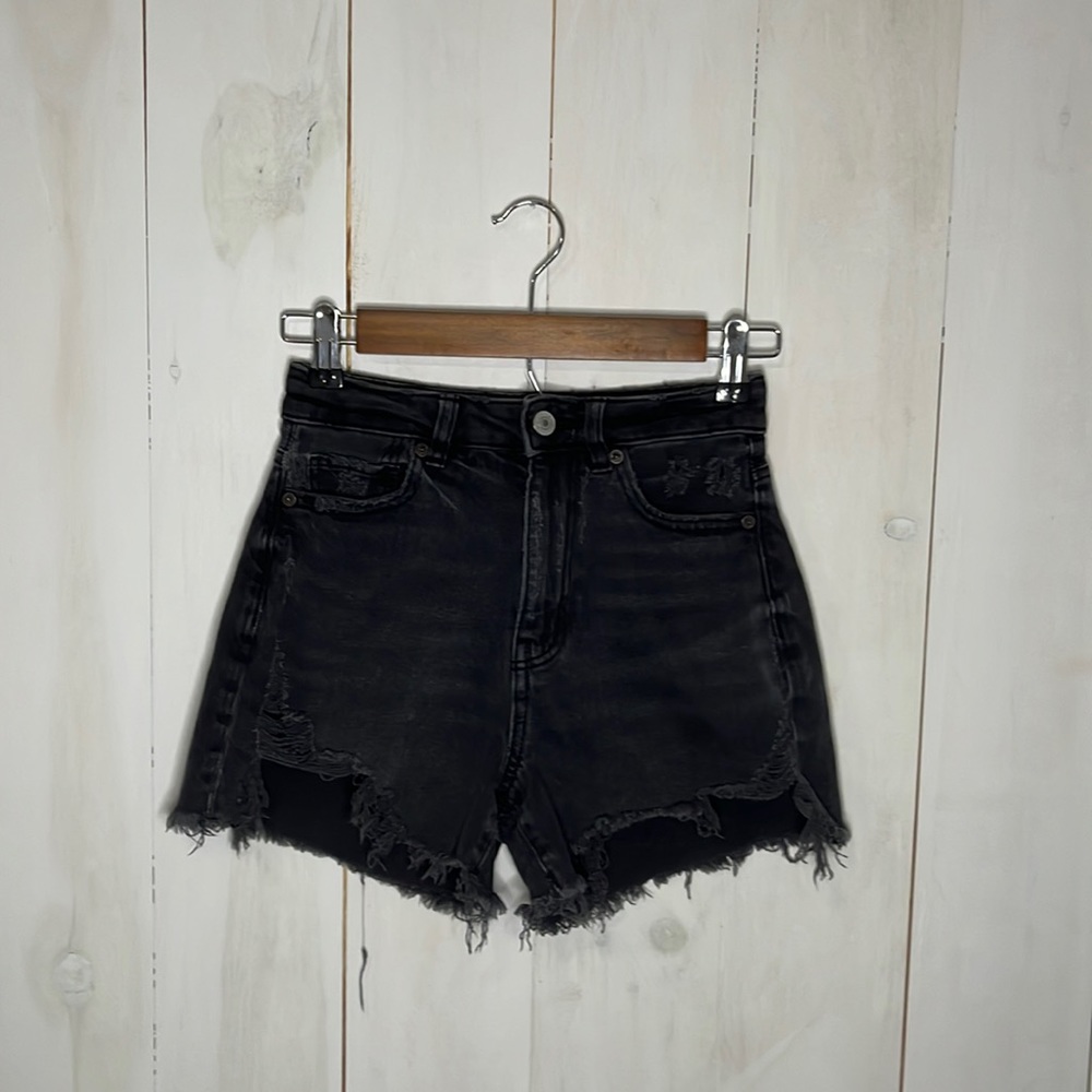AE Highest Rise Mom Short - 000 - Black